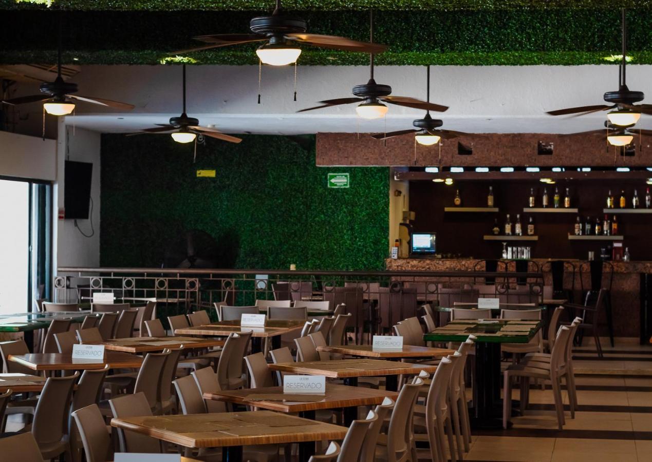 Tukan Hotel Playa Del Carmen Exterior photo