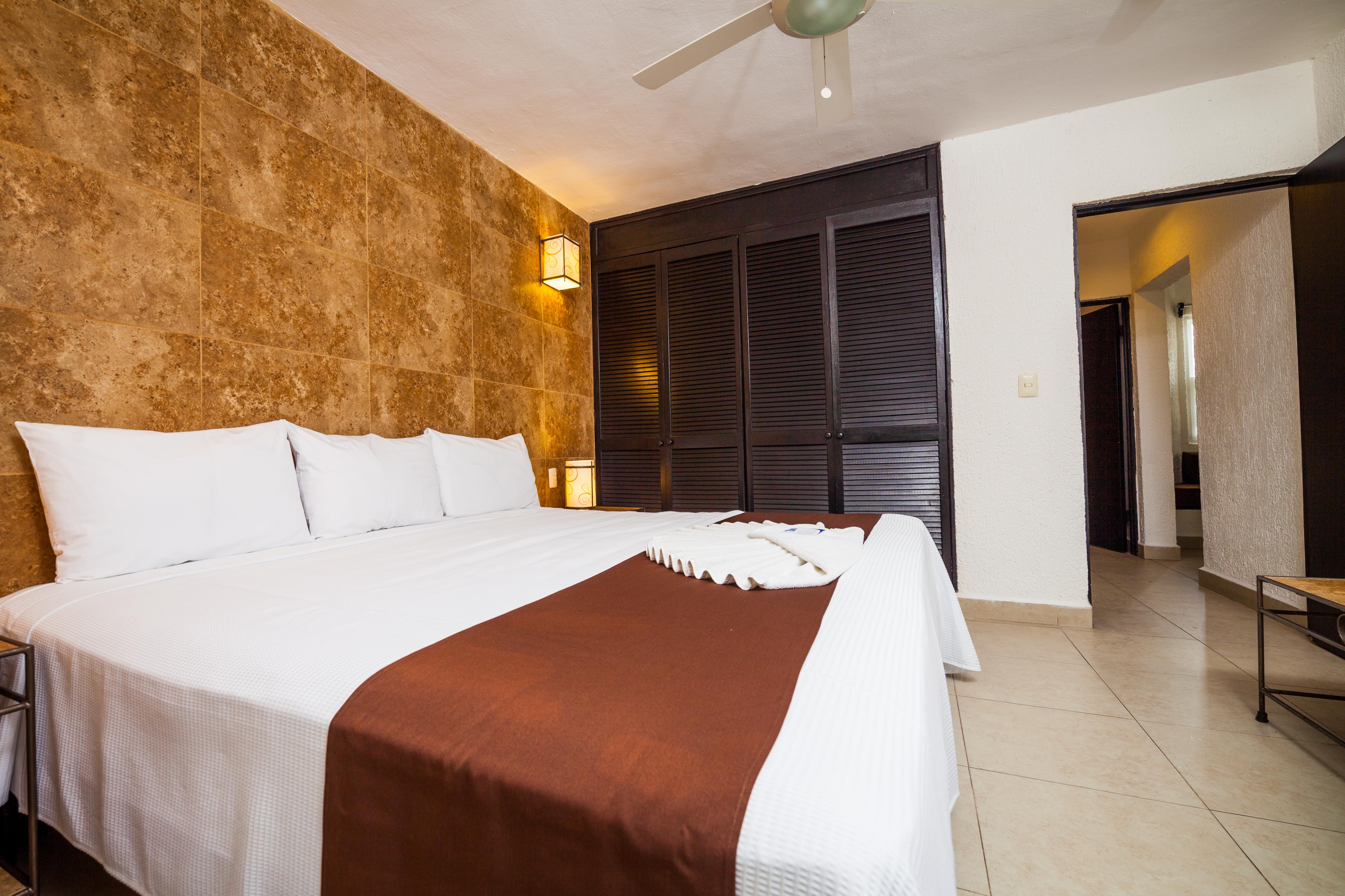 Tukan Hotel Playa Del Carmen Exterior photo