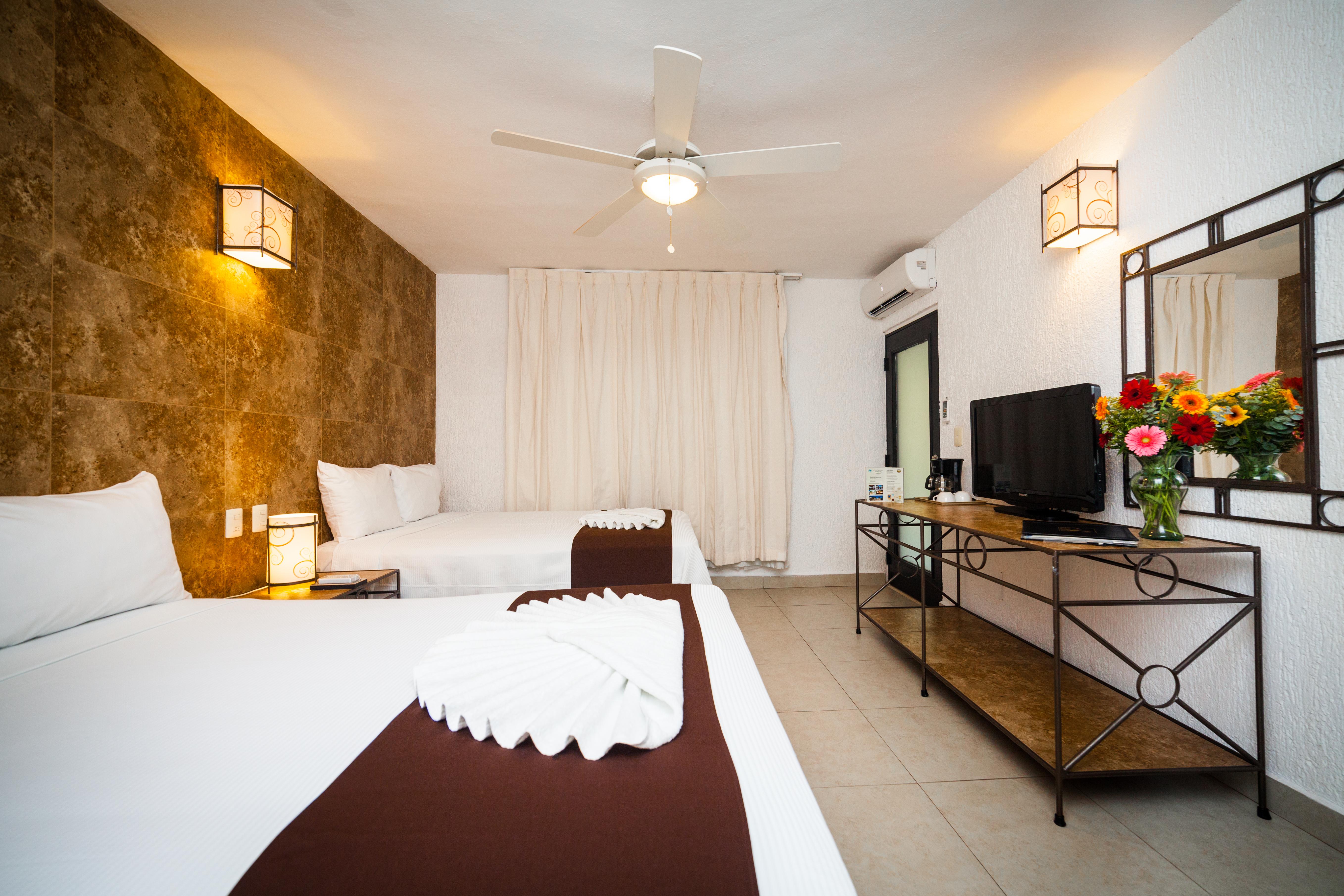 Tukan Hotel Playa Del Carmen Exterior photo