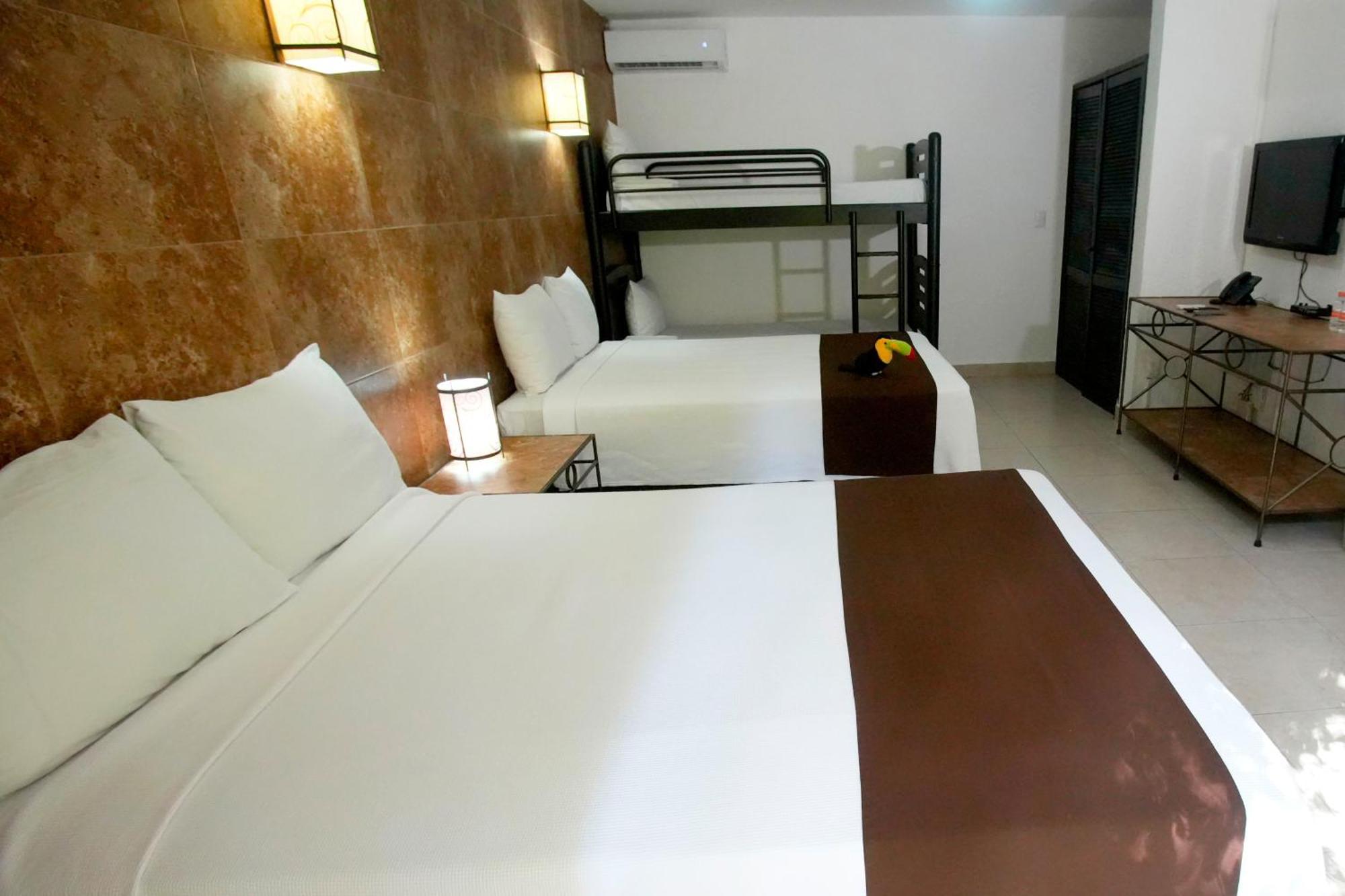 Tukan Hotel Playa Del Carmen Exterior photo