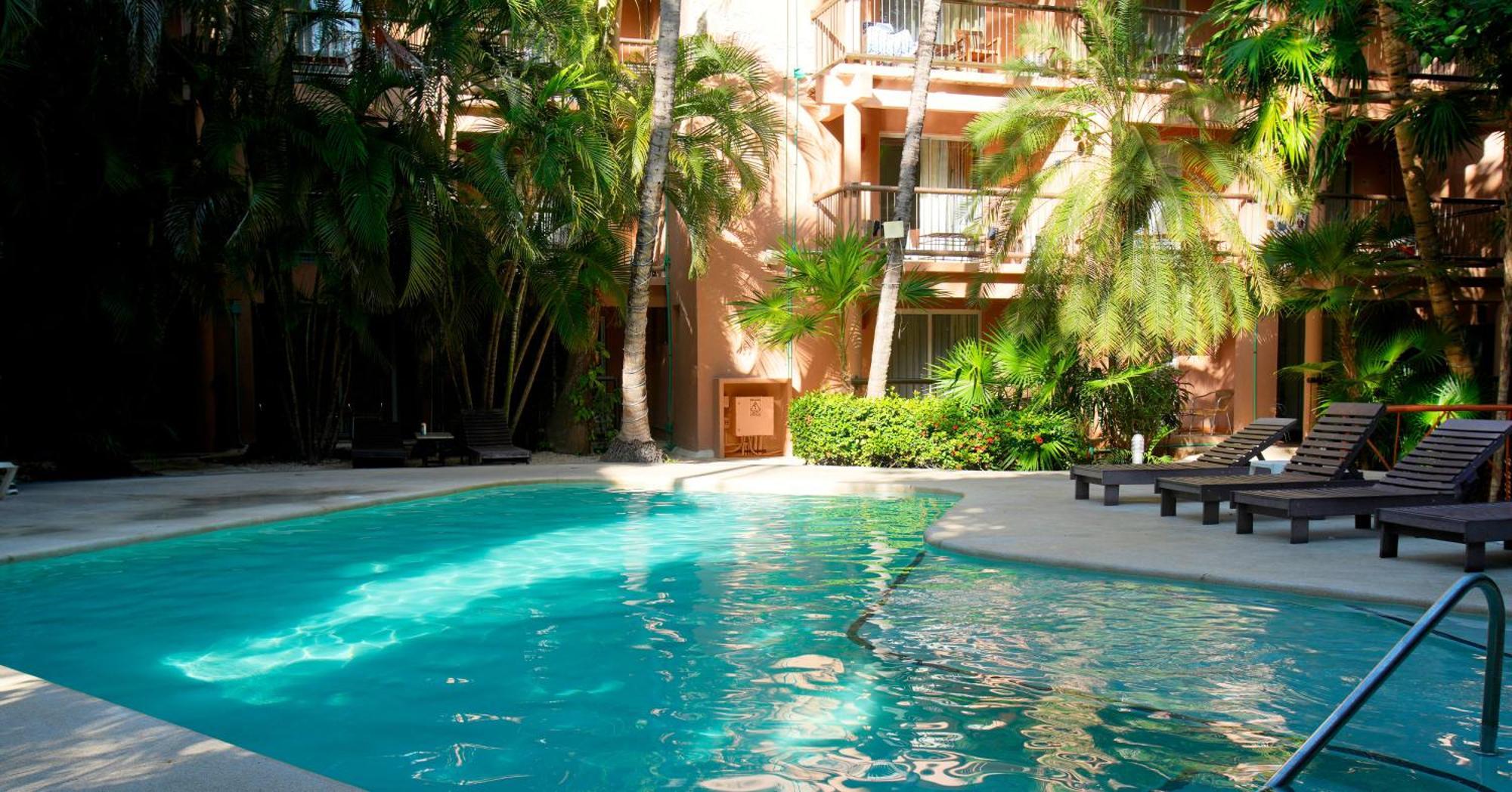 Tukan Hotel Playa Del Carmen Exterior photo
