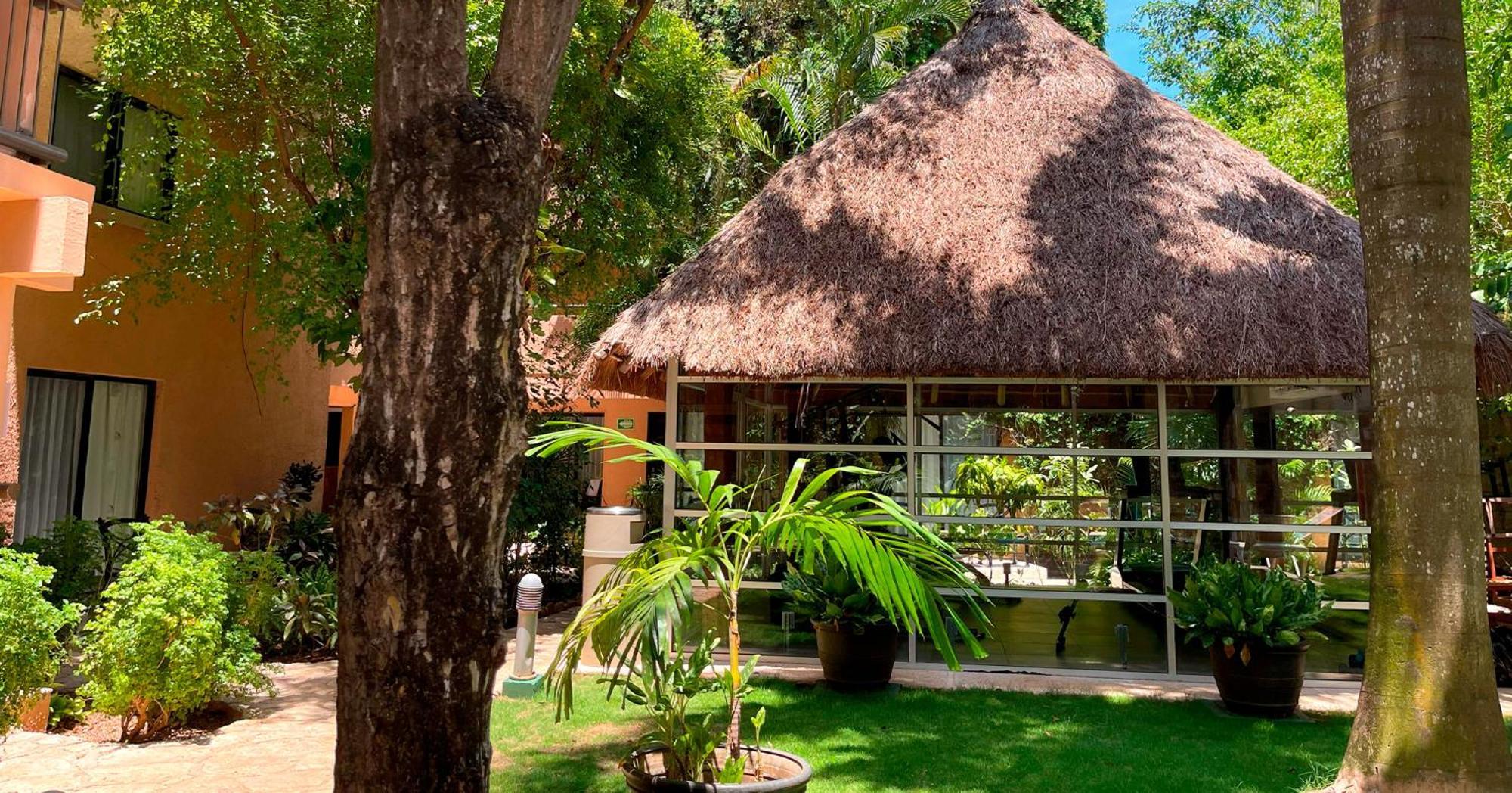 Tukan Hotel Playa Del Carmen Exterior photo
